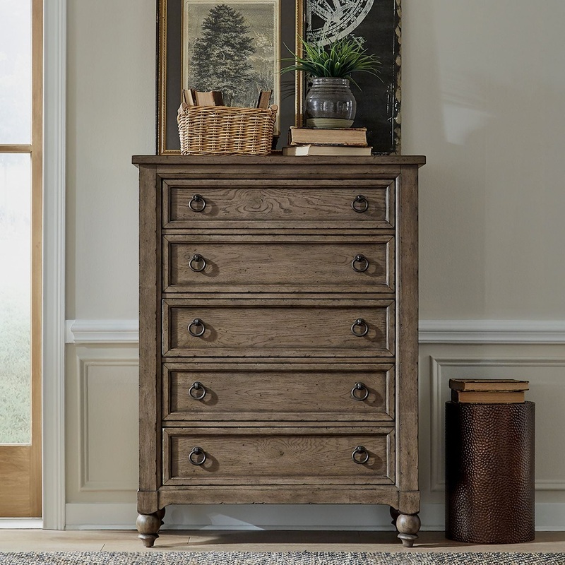 Americana Farmhouse Chest|Taupe